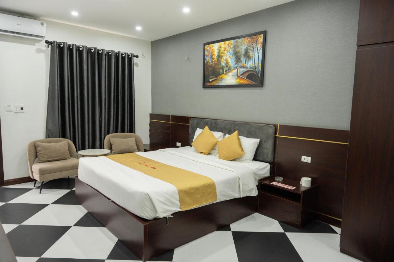 Anh Anh Luxury Hotel 뚜옌꽝 외부 사진