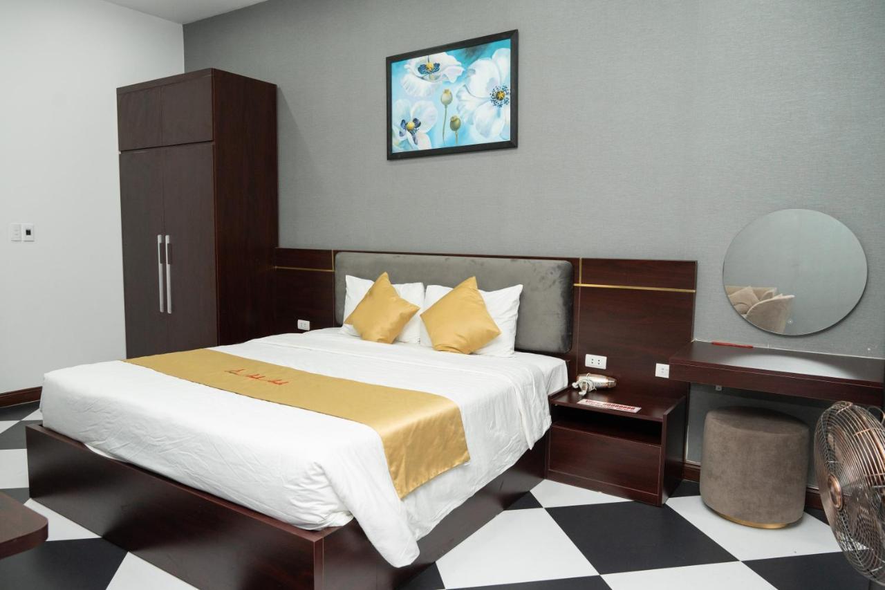 Anh Anh Luxury Hotel 뚜옌꽝 외부 사진