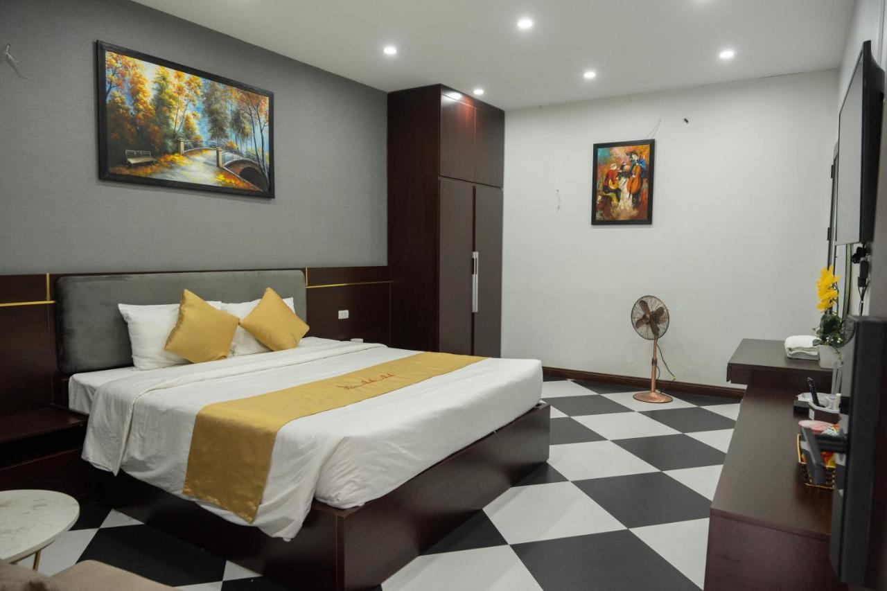 Anh Anh Luxury Hotel 뚜옌꽝 외부 사진